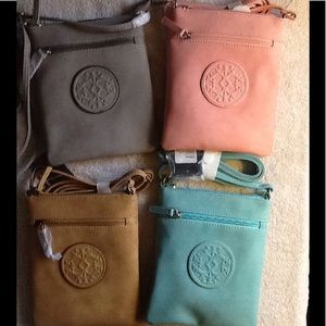 Women's Chateau Crossbody purse NWT